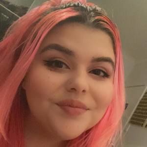 Meet your Posher, Chantelle